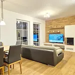 Kitznest Apartment *